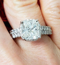 Load image into Gallery viewer, 3.01ct Princess Cut Diamond Engagement Ring in Platinum (SI1/J)
