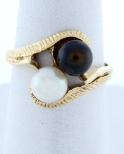 Load image into Gallery viewer, 14k Yellow Gold 2- 5mm White Black Imitation Pearl June Swirl Textured Ring
