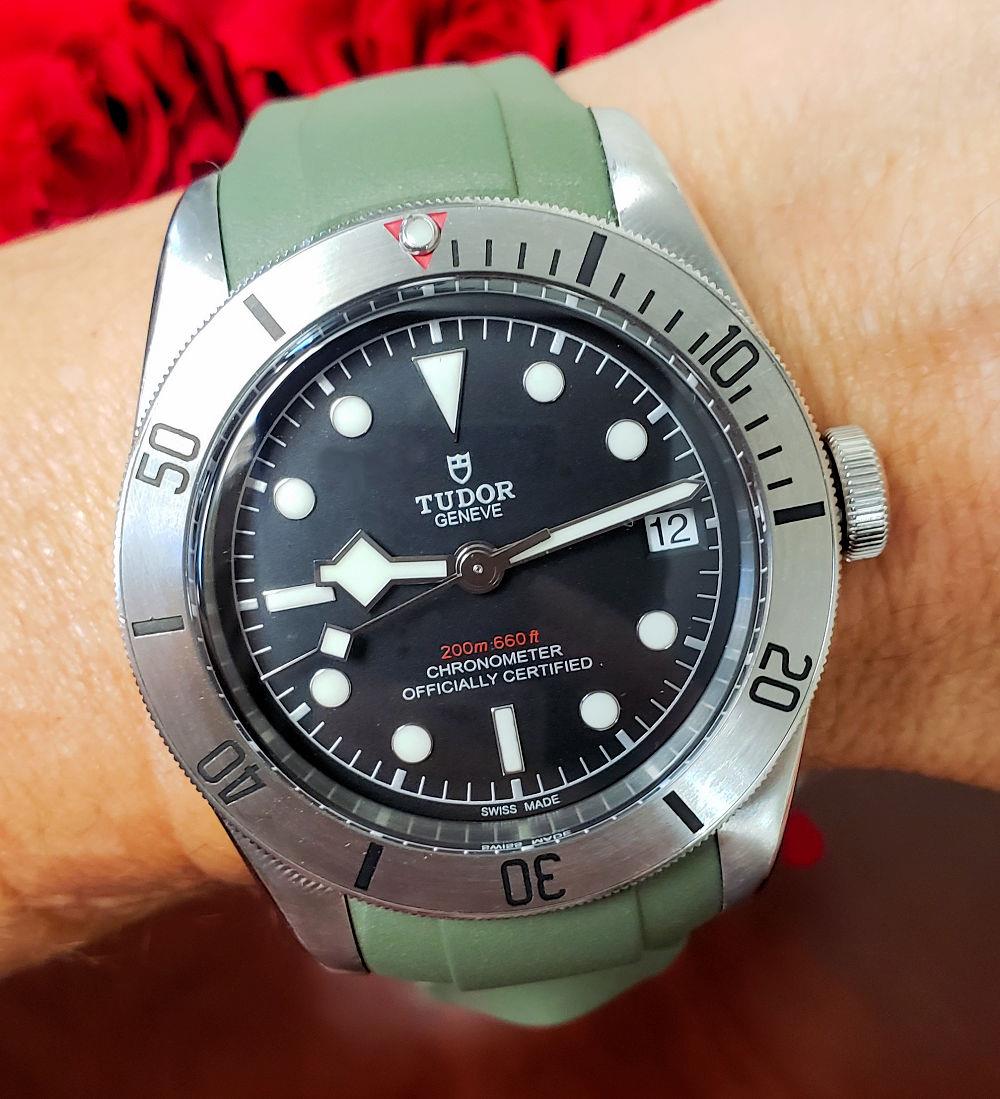 41mm Tudor Heritage Black Bay Calibre MT5612 Rubber Green