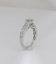 Load image into Gallery viewer, 10k WHITE GOLD 1/2ct PRINCESS CUT DIAMOND INVISIBLE SET ENGAGEMENT PROMISE RING
