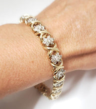 Load image into Gallery viewer, 5.00ct Diamond Star Flower Tennis Bracelet in 14k Yellow Gold
