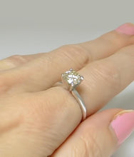 Load image into Gallery viewer, 14k White Gold 1.26ct VS2 Round Natural Diamond Solitaire Engagement Ring
