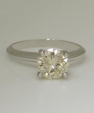 Load image into Gallery viewer, 14k White Gold 1.26ct VS2 Round Natural Diamond Solitaire Engagement Ring
